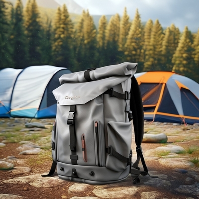 Unisex Deportes al aire libre 60L Mochila de campamento con cubierta impermeable a la lluvia y Softback