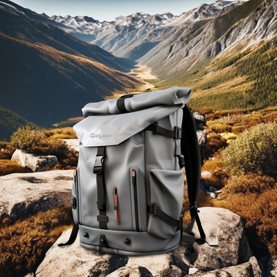 Unisex Deportes al aire libre 60L Mochila de campamento con cubierta impermeable a la lluvia y Softback